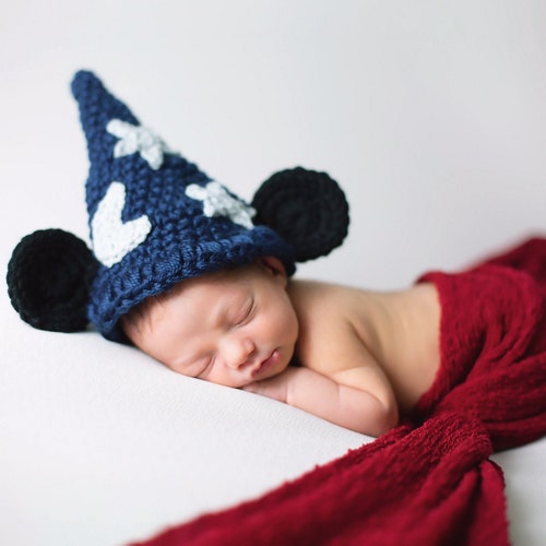 Baby boy hat, baby girl hat, crochet sorcerer mouse, photo prop, baby shower gift, Mickey Mouse, crochet newborn hat, disney nursery