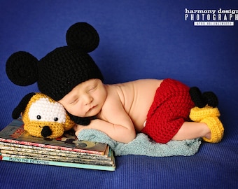 Baby boy hat, Mickey Mouse, Crochet Mickey Mouse, Disney Baby, Disney Nursery, photography prop, coming home outfit, baby shower gift, baby