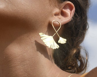 Ginkgo Biloba Drop Earrings, Gold Fan Earrings, Gold Ginkgo Leaf Earrings, Cluster Earrings, Botanical Earrings, Dangle leaf Earrings, large