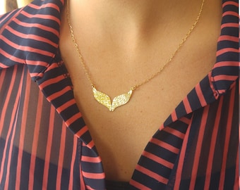 Wings Necklace, Memorial Necklace, Angel Wing Necklace, Unique Gold Jewelry, Fairy Wings Necklace, Guardian Angel Necklace, Gold Wings