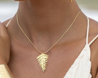 Gold Leaf Necklace, Short Statement Necklace, Botanical Jewelry, Unique Bridal Jewelry, Fern Leaf Necklace for Women, Boho Wedding Jewelry