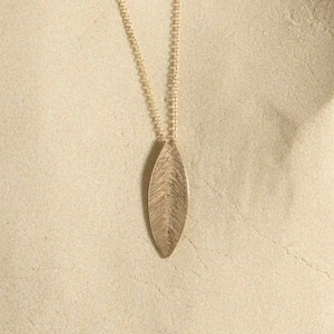 Delicate Leaf Necklace, 14k Gold Leaf Necklace, Solid Gold Jewelry, Real Gold Necklace, Minimalist Leaf Necklace, Solid Gold Leaf Necklace