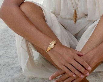 Gold Leaf Bridal Bracelet, Wedding Bracelet, Statement Cuff Bracelet, Gold Plated Feather Bracelet, Hellenistic jewelry, Greek Jewelry