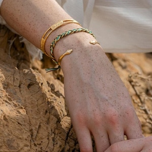 Snake Cuff Bracelet, Gold Snake Bracelet, Unique Gold Jewelry, Minimalist Gold Bracelet, Thin Gold Cuff Bracelet, Dainty Cuff Bracelet