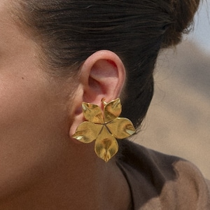 Floral Ear Cuff, Flower Ear Crawler, Large Flower Earrings, gold crawler earrings , Gold Plated Flower Earrings , Statement Gold Earrings