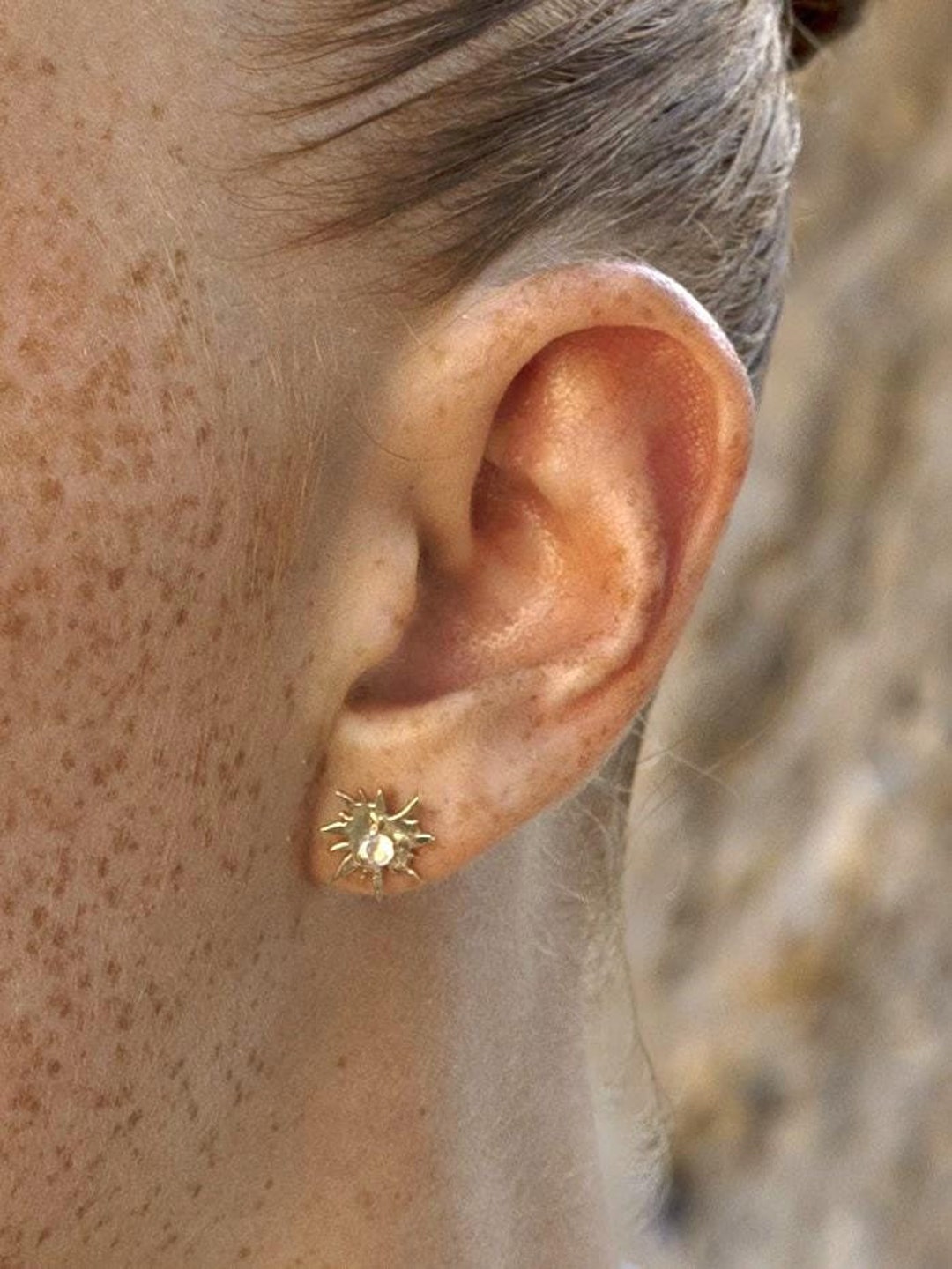 ピアス wing bling [Mamamoo Solar wearing] 14k simulette earrings Amazon.com: Iaceble Punk Exaggerated Sun Earrings Sunburst