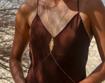 Body Chain, Unique Body Jewelry, Layering Body Chain, Unique Bridal Jewelry, Gold Body Chain, Minimalist Body Chain, Gold Leaf Body Necklace