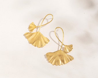 Gold Leaf Drop Earrings, Large Leaf Earrings, Gold Leaf Stud Earrings, Nature Jewelry, Statement Leaf Earrings, Botanical Earrings, Ginkgo