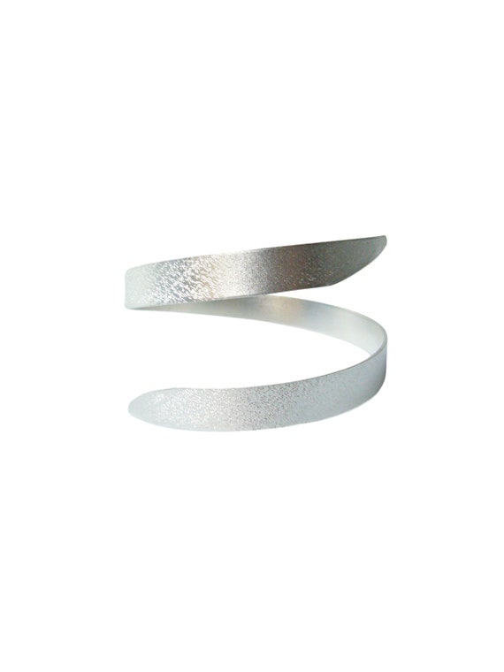 Silver arm cuff deals upper arm band
