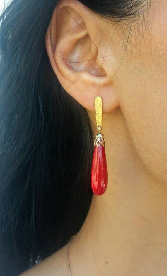 FLORAL METAL TASSEL RUBY RED LONG DESIGNER EARRINGS – Tribal Zone