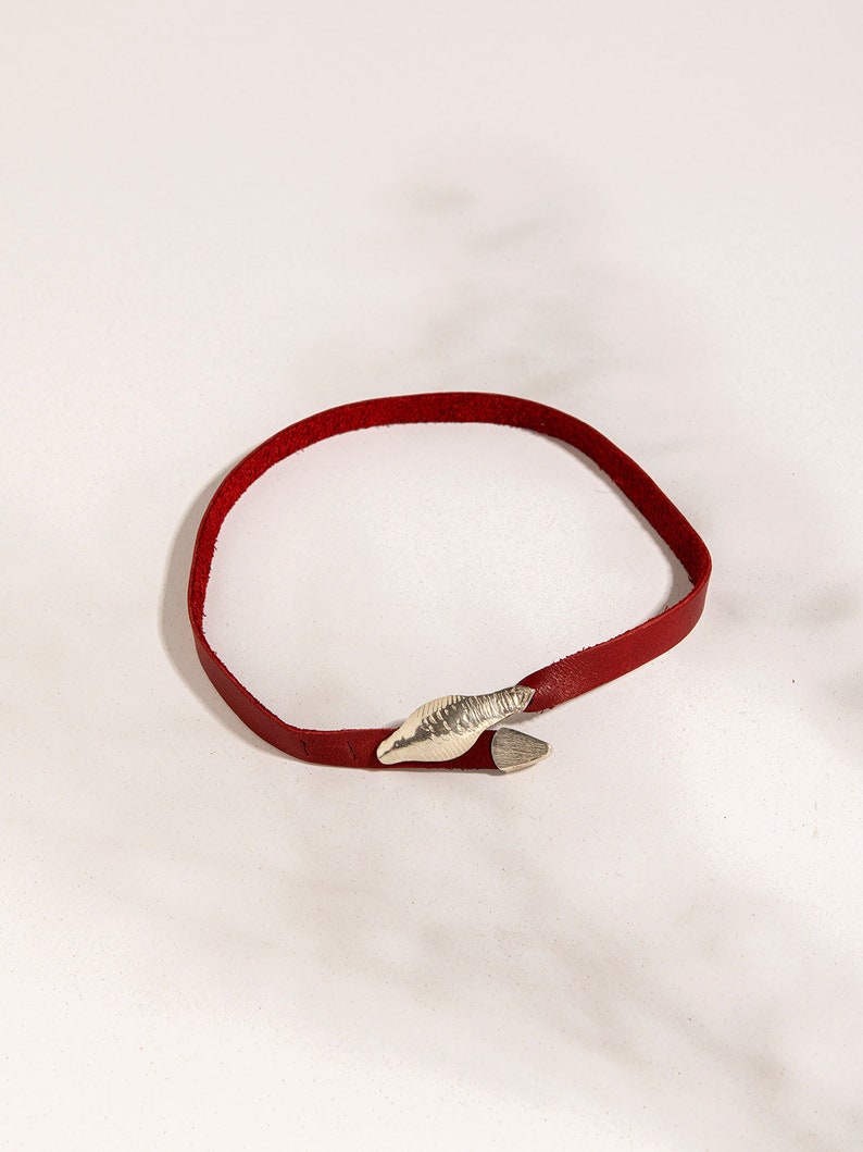 Schlangenhalsband, Lederhalsbänder für Frauen, Lederhalsband, Lederhalsband, silberne Schlangenhalskette, Lederhalsbandhalskette. Red (1)