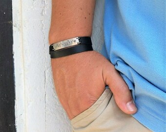 Gepersonaliseerde armband voor mannen, leren armband heren, gepersonaliseerde leren armband, gegraveerde armbanden voor mannen, cadeau voor vriend, cadeau papa