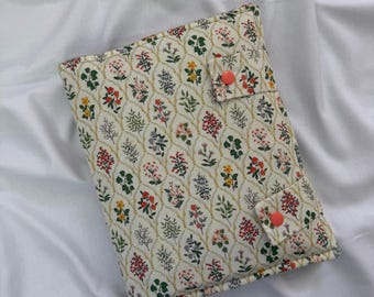 Handmade vintage-style book cover – Stylish protection for books