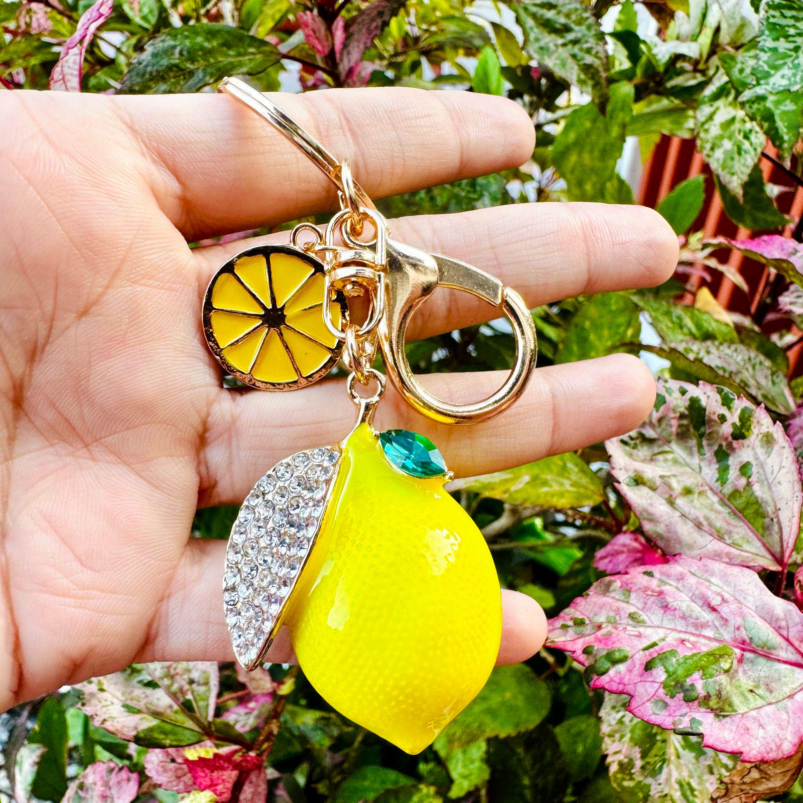 Portachiavi Smaltato con Ciondolo a Forma di Limone, Decorazioni per Portachiavi per Auto, Simpatici Accessori per Borsa con Ciondolo a Mano, Decorazioni per Regali per Ragazze(Verde