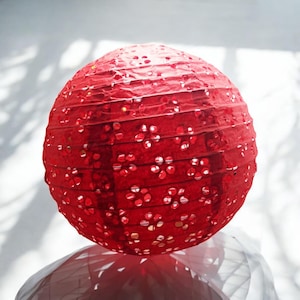 Paralume in carta Lokta fatto a mano - Paralume rotondo sospeso - Decorazione luminosa Boho - Arancione, giallo, bianco, rosso - Paralume da soffitto sospeso da 29 cm