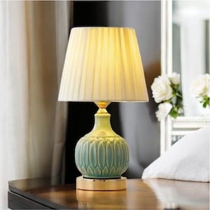 American Ceramic Table Lamp - Modern Nordic Bedside Lamp for Bedroom & Living Room - Warm Cloth Shade Study Desk Light