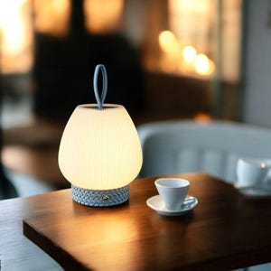 Lampe de table moderne - Lampe de chevet esthétique pour chambre à coucher et salon - Lampe de chevet minimaliste - Éclairage d'ambiance chaleureux pour la décoration intérieure