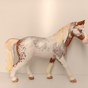 Smokey Studios: Custom Schleich Tennessee Walking Horse, &quot;SS Over the Aurora&quot;