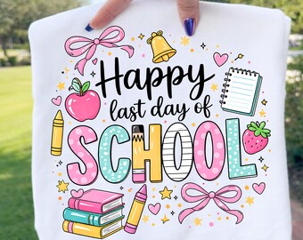 Coquette Happy Last Day Of School PNG, Retro Teacher Summer Break Tee Design, End Of Year png, Pastel Bow Pencil Pattern (Digital Download).