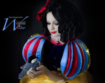 SNOW WHITE Dress - Girls Snow White Costume, Snow White Cosplay, Girls Halloween costume Tweens  in Red, Blue & Yellow