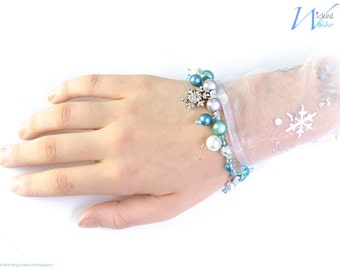 Elsa Bracelet Frozen jewelry, Frozen birthday gift, Disney frozen, Frozen Birthday, girls Snowflake bracelet, Snowflake jewelry, costume