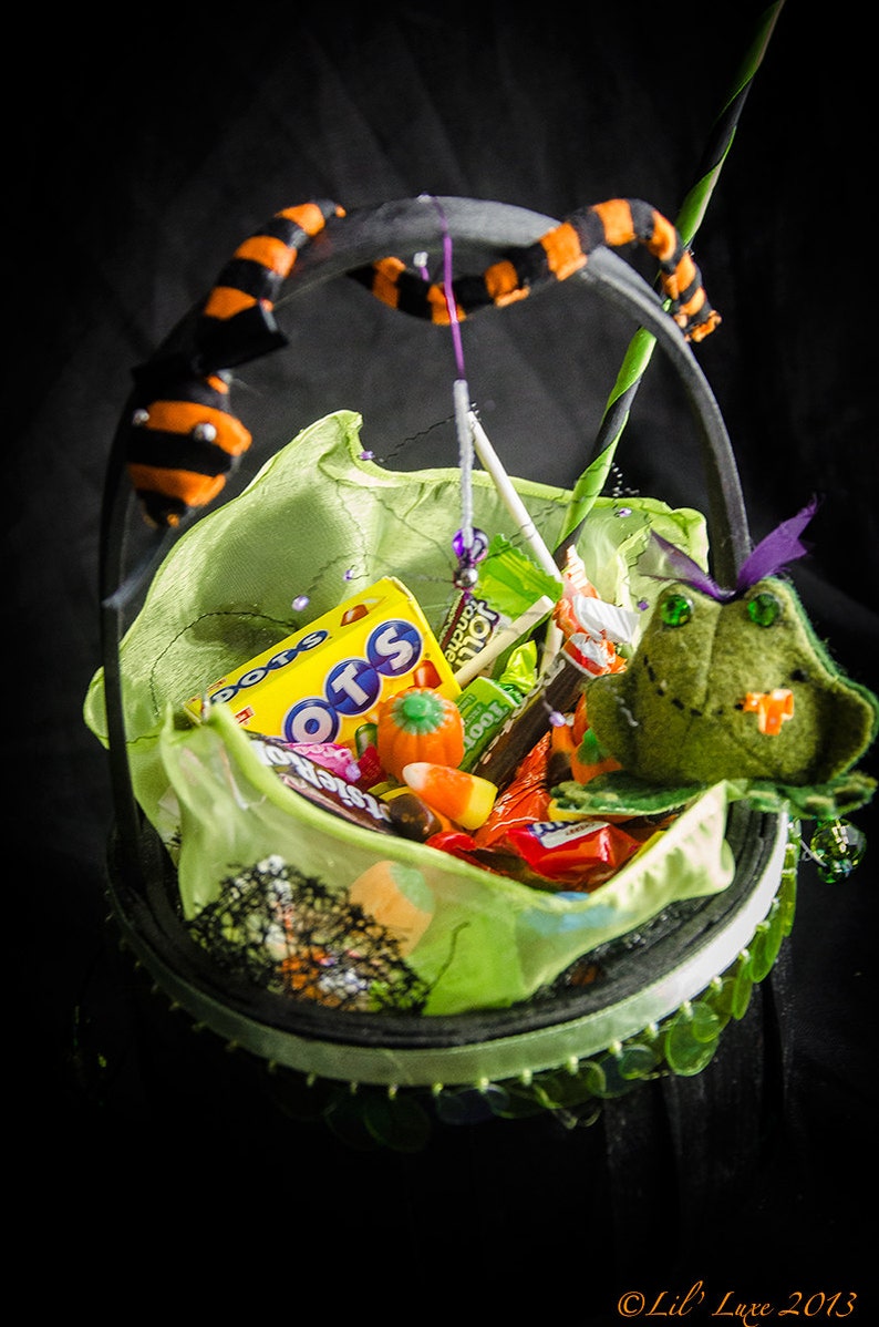 Witch Cauldron Trick or Treat Bag or Candy Cauldron That Glows Etsy