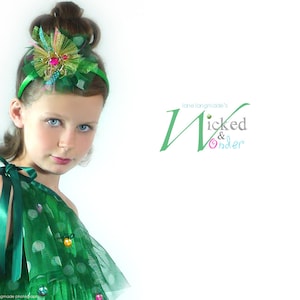 Christmas Dress Girls, Holiday party Dress for kids, Christmas Tree Dress with Holiday Grinch Ornaments, for tween teen pine tree green