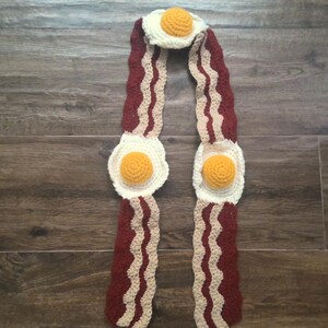 Kimmy Gibbler-inspirerad bacon- och ägghalsduk