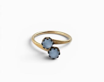 Vintage 1940s Blue Glass Cabochon Ring Gold Filled Bypass Ring G.F. Small Blue Double Stone Sweetheart Ring
