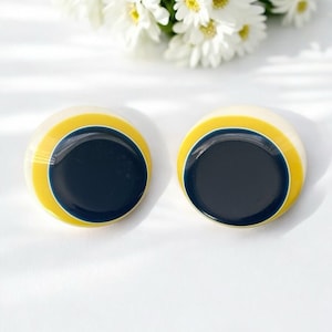 Retro Lucite Clip On Earrings: Black, Yellow, White Google Eye Design