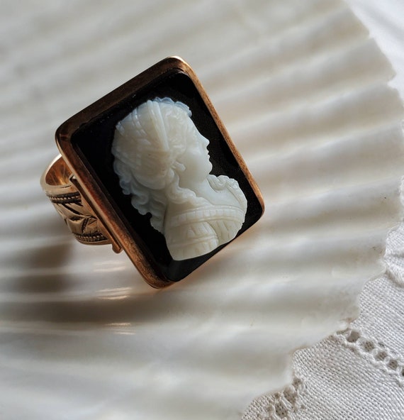 Magnificent carved onyx hardstone and rose gold l… - image 8