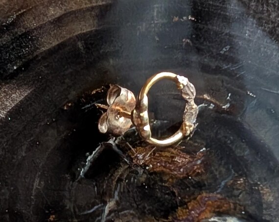 Vintage single earring solid gold - image 3