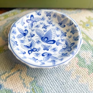 Blue And White Butterfly Chinoiserie Pedestal Bowl- Blue And White Home Decor Vintage Decor Chinoiserie Home Chinoiserie Chic