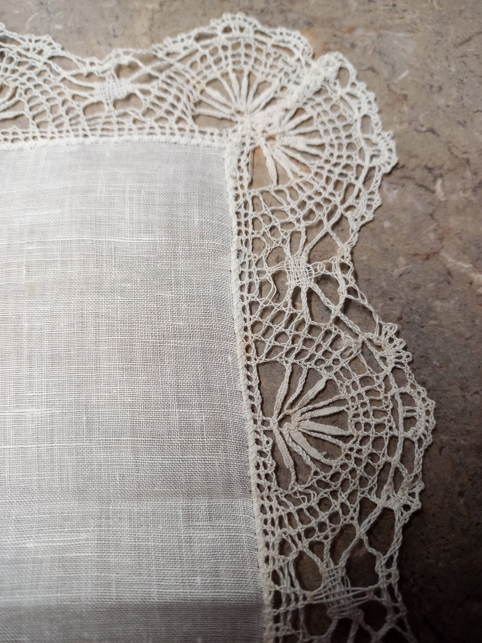 Vintage Irish Linen and Lace Handkerchief - Etsy