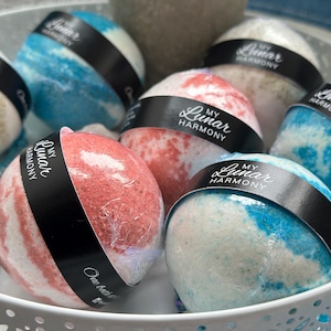 Bath Bomb set, Hand-made bath bomb gift, SPA gift set