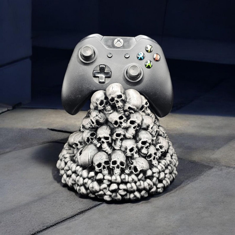 Skull Controllers Skull Pile Controller Holder 3D Printed – Xbox & Playstation Compatible ...