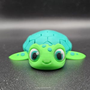 Great Stocking Stuffer - 3D Printed Flexi Pet - Turtle Fidget Keychain - Sensory Toy  - Bookbag Accessory - Bag Charm, Myrtle the Turtle