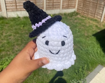 Crochet Ghost with Witch Hat: Amigurumi Halloween Plushie