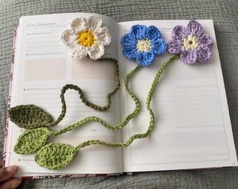 Handmade Crochet Flower Bookmark | Cute Book Accessory