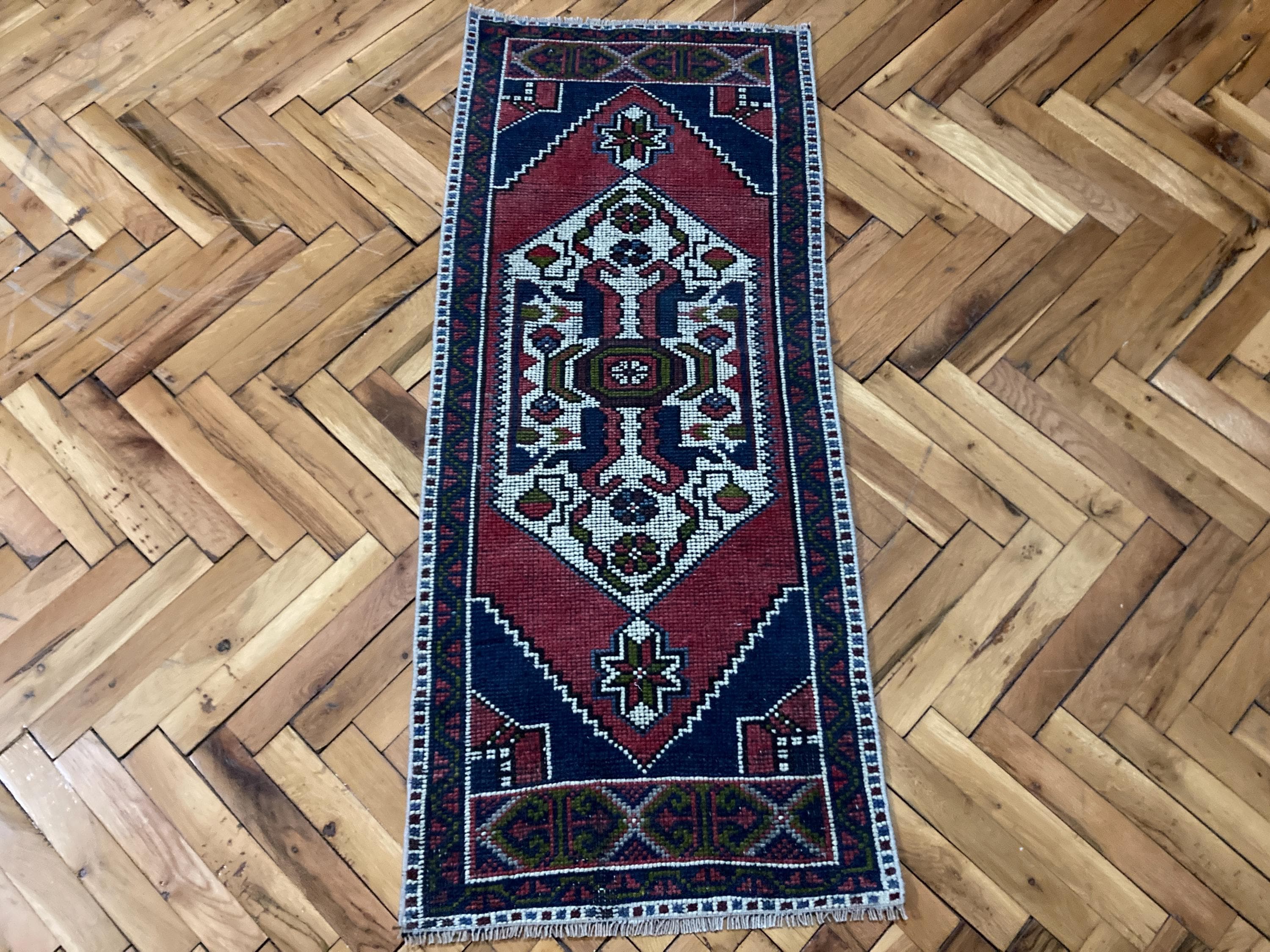 1.6x3.9ft, Small Pink Vintage Handmade Kitchen Rug, Anatolian