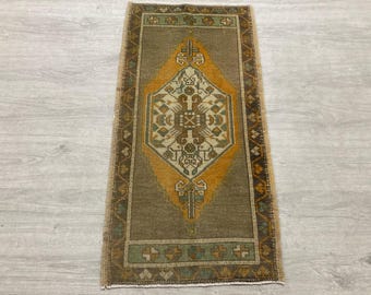 Yellow Turkish Oushak Wool Rug, Vintage Handmade Anatolian Doormat (1.6x3.1 ft)