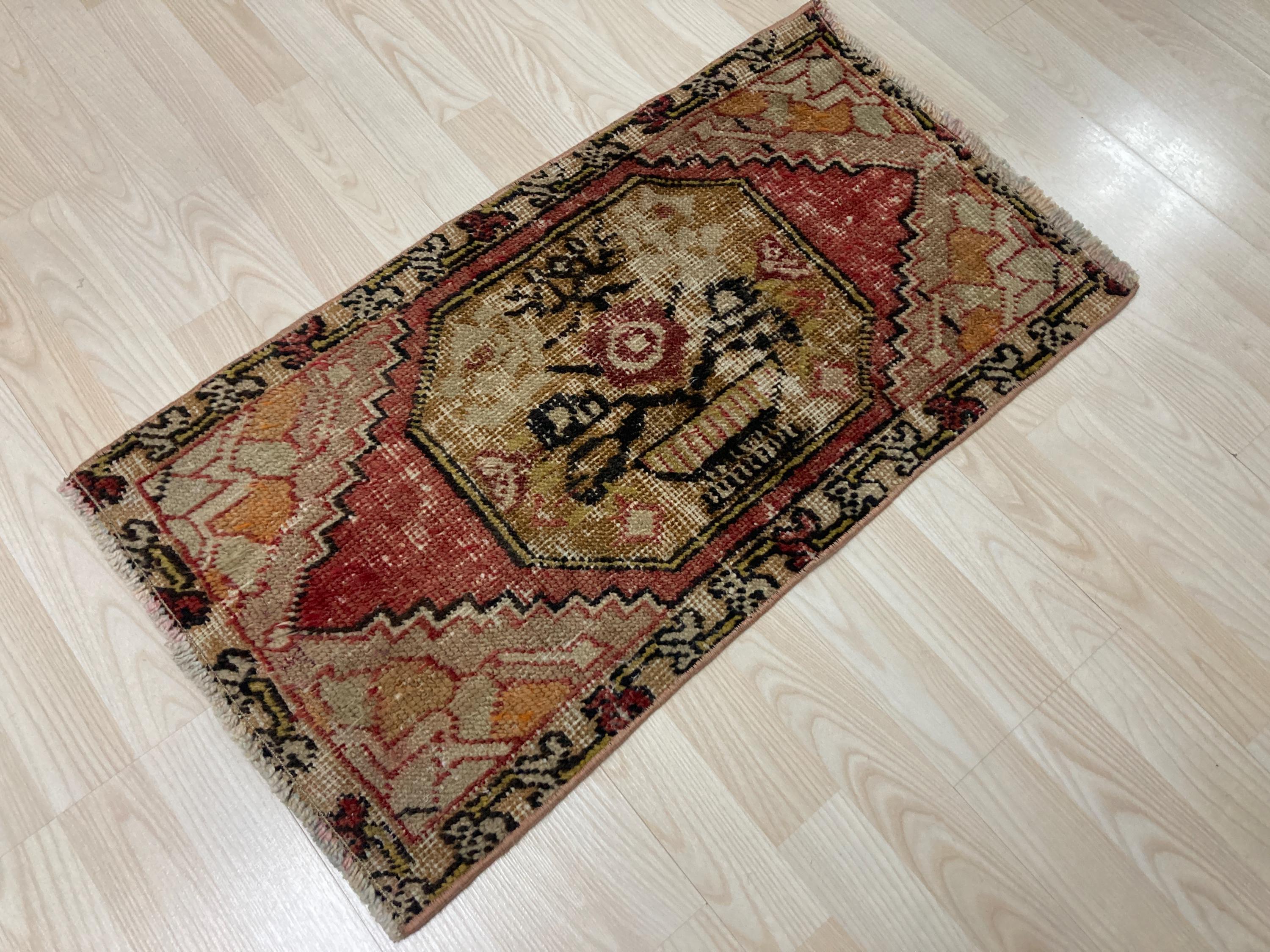 1.5x2.7ft, Small Red Rug, Turkish Rug, Vintage Mini Rug, Antique