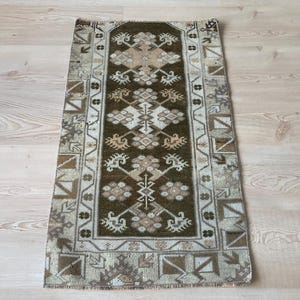1.6x2.8 ft, Vintage rug, Turkish rug, Neutral rug, Small rug, Bohemian rug, Brown rug, Boho decor rug, Doormat rug, Oushak rug, Kitchen rug