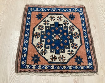 Square rug, Turkish mini rug, Wall decor rug, Vintage rug, Small Rug, Pink rug, Boho Wool rug, Doormat rug, Oushak rug, Bath rug, 1.9x2 ft