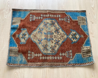Tapis rouge, tapis turc, tapis vintage, petit tapis, tapis carré, tapis ancien, tapis déco bohème, paillasson, tapis Oushak, tapis en laine, tapis de cuisine, 1,4 x 2 pi