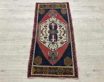2x4 Pink rug, 2x4 Vintage rug, 2x4 Turkish rug, Small rug, Anatolian rug, Oushak Wool rug, Mini runner, Doormat, Entryway rug, 1.9x4.1 ft