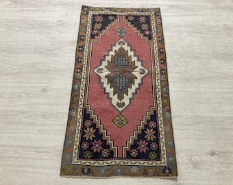 Small Pink Oushak Wool Rug, Vintage Turkish Oriental Doormat, 1.8x3.4 Ft
