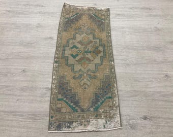 1.5x3.8ft, Small Brown rug, Turkish mini rug, Vintage rug, Neutral rug, Pastel rug, Wool rug, Boho rug, Oushak rug, Doormat, Entryway rug