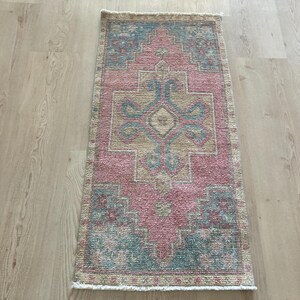 1.5x3.2ft, Small Pink rug, Turkish mini rug, Vintage rug, Anatolian rug, Rustic rug, Bohemian rug, Doormat, Oushak rug, Wool rug, Bath rug