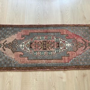 Turkish mini rug, Vintage rug, Small rug, Gray rug, Oushak rug, Organic wool rug, Handmade rug, Boho rug, Entryway rug, Doormat 1.5 x 3.2 ft
